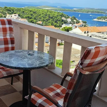 Bella Vista Hvar 赫瓦尔